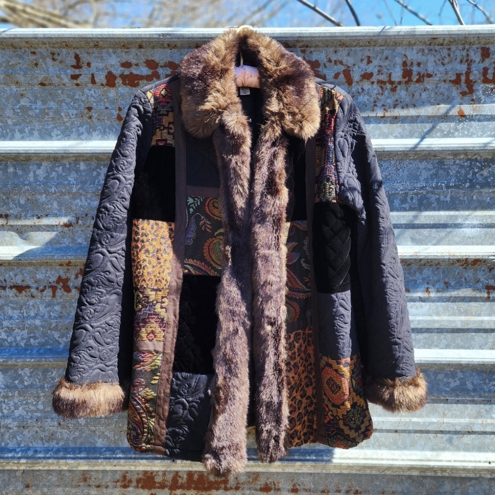 VINTAGE Faux Fur Unique Colorful Quilted Winter Coat - Picture 12 of 13